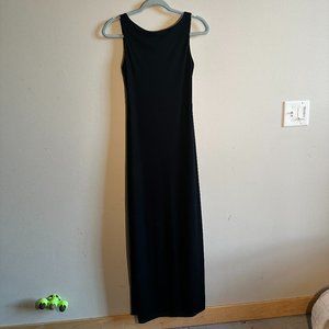 Laundry by Shelli Segal long beautiful gown with cut out black 10p